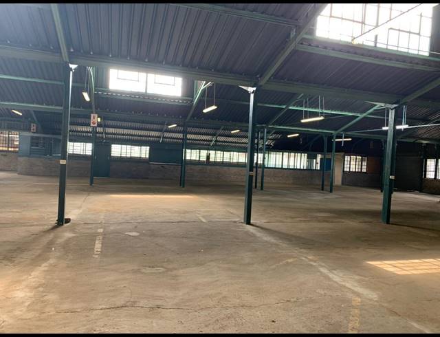 3,000M² WAREHOUSE TO LET IN ANDERBOLT